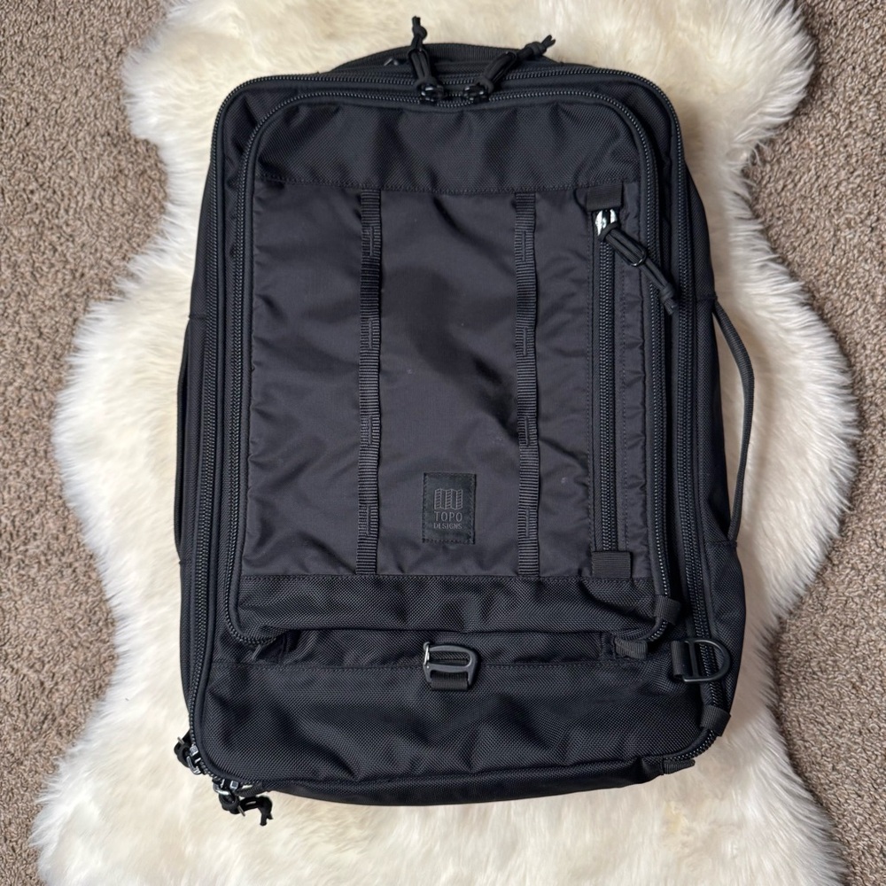 Topo Designs Black 30L Global Travel Bag Convertible 3-Way Backpack Recycled